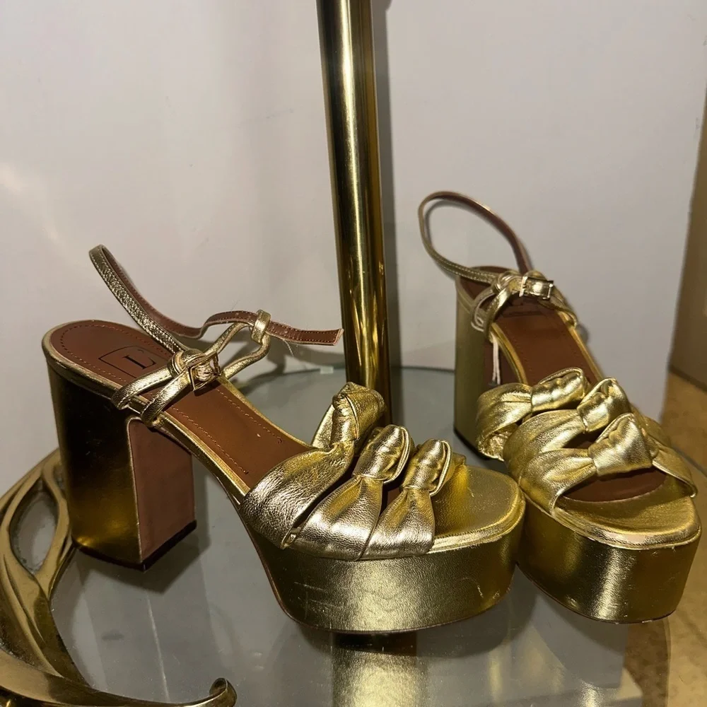 L’Autrechose gold platform block heels 37 6.5